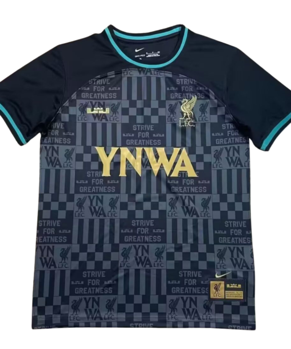 Camisa Liverpool LeBron James 23/24 - Versão Retrô