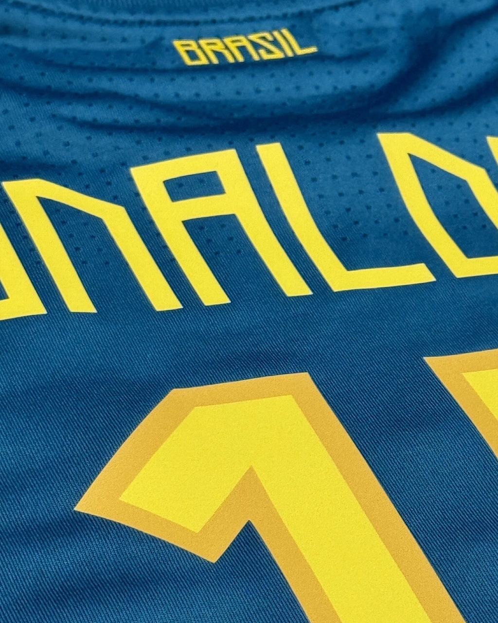 Camisa Seleção Brasileira 2011/12 Away Nº 10 Ronaldinho - Imagem 16
