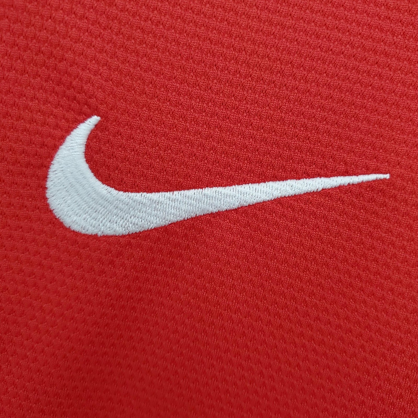Camisa Manchester United Home 13/14 - Versão Retrô "Mata" Nº 8 - Imagem 17