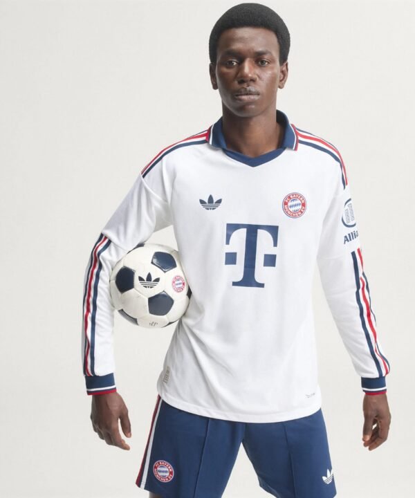 Camisa Manga Longa Adidas Bayern de Munique 2026/27 II Jogador