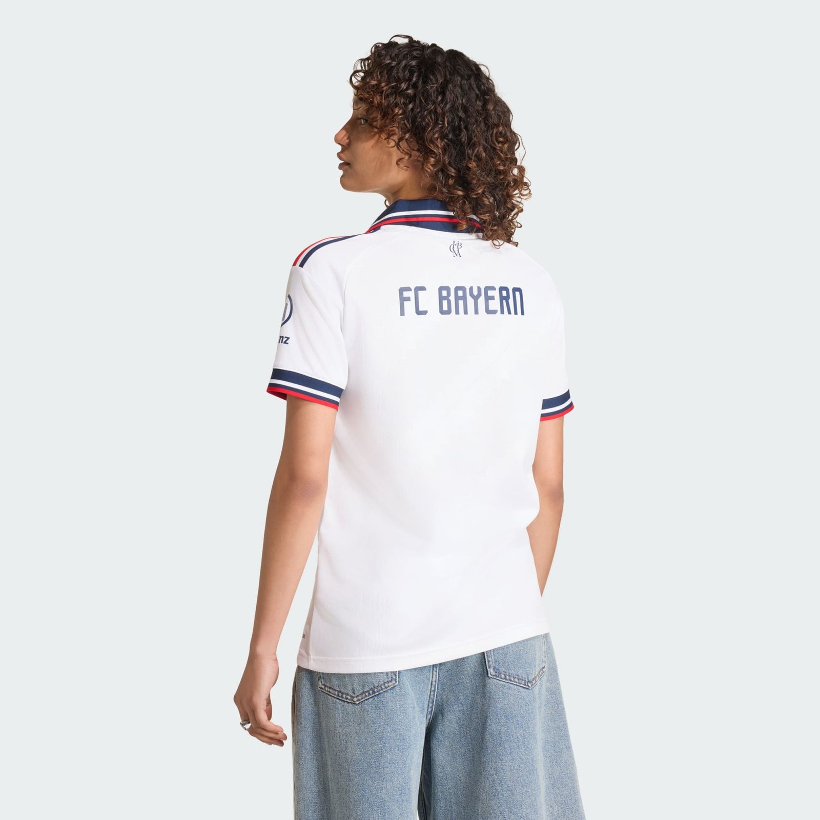 Camisa Feminina Adidas Bayern de Munique 2026/27 II - Imagem 4