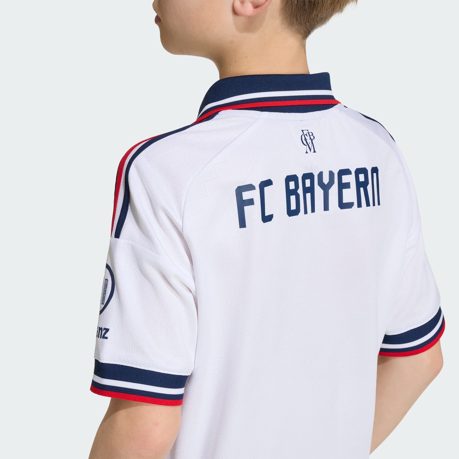 Conjunto Infantil Adidas Bayern de Munique 2026/27 II - Imagem 9