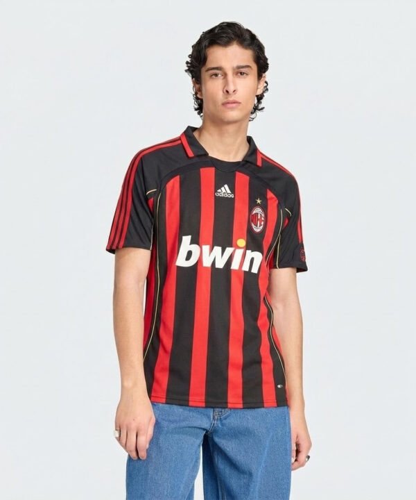 Camisa Retrô Milan 2006/07 I
