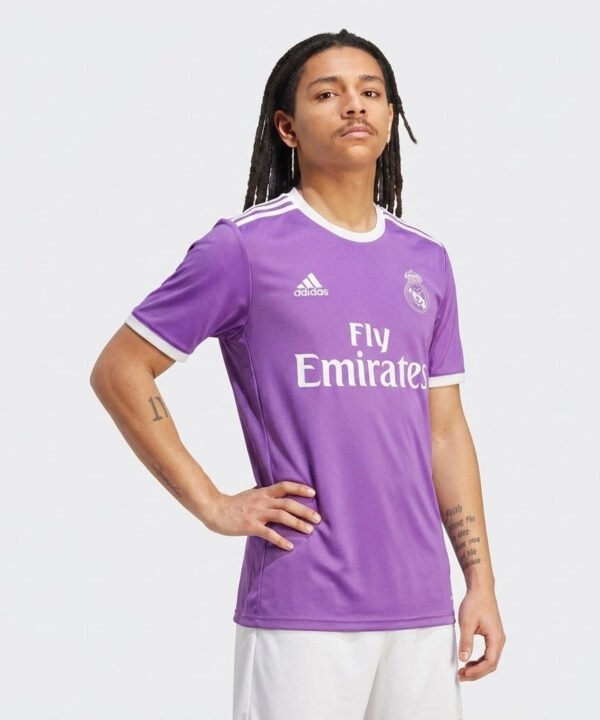 Camisa Retrô Real Madrid 2017/18 III