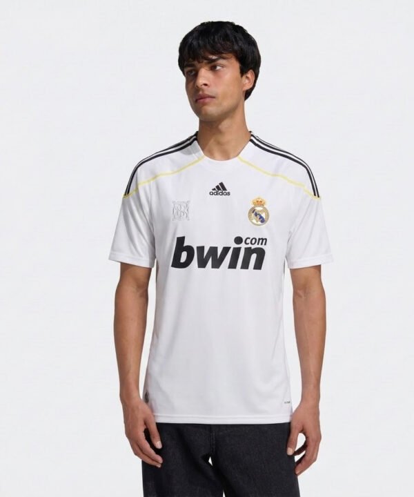 Camisa Retrô Real Madrid 2009/10
